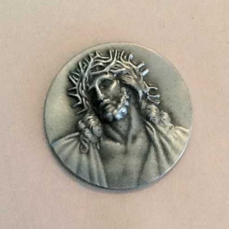 Autoadhesivo Metalico Cristo