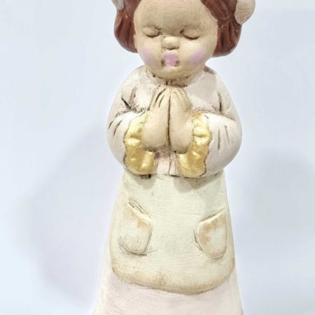 Figura de niña rezando 20cm