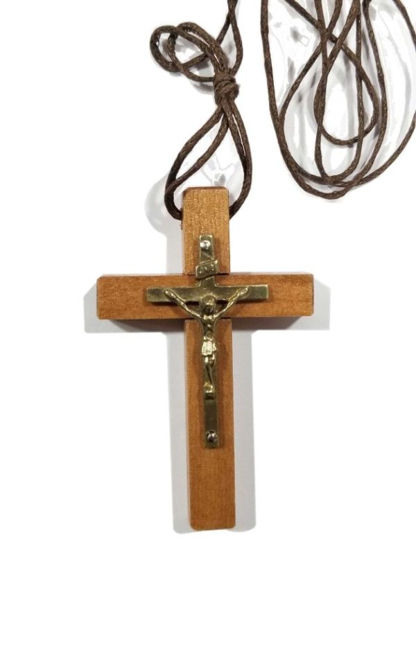 Cruz madera 6 x 4 con Crucifijo