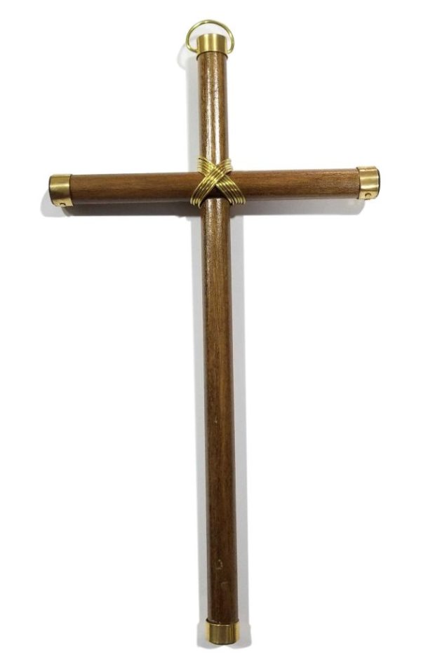 Cruz de madera misionera con aplicaciones en bronce
