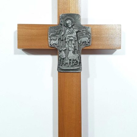 Cruz gruesa del buen pastor