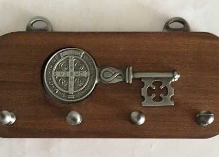 Portallaves San Benito