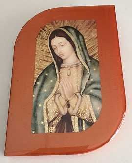 Cuadrito con forma - Guadalupe rezando 13x9 cms.