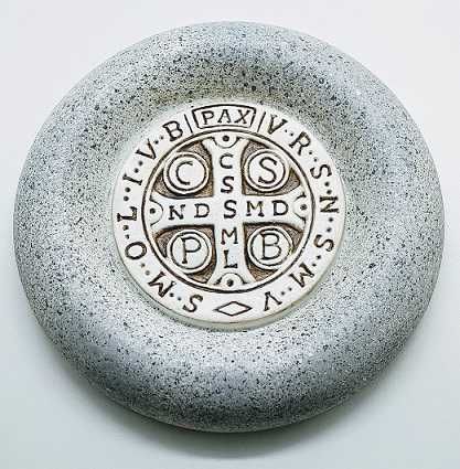 Medallón - Cruz San Benito Abad