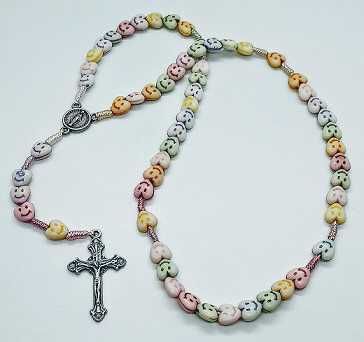 Rosario infantil corazon (sonrisas)