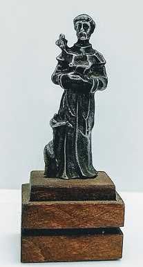 Estatuilla San Francisco de Asis