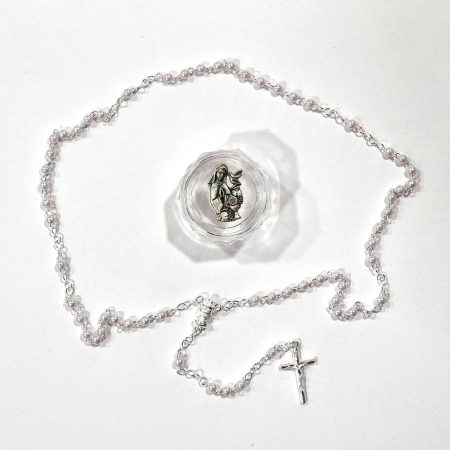 Rosario de comunion y niña