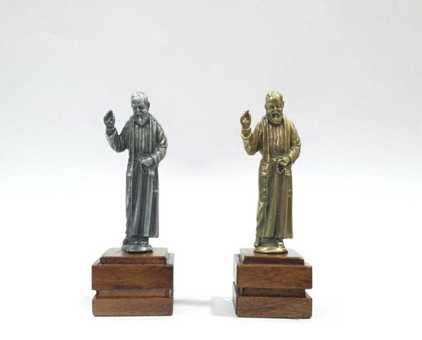 Estatuilla metalica Padre Pio 8 cms.